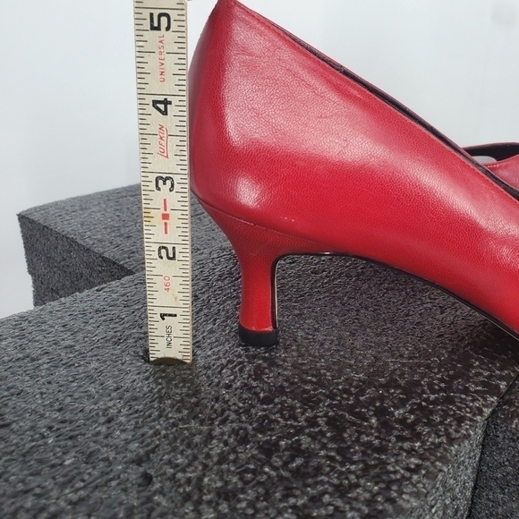 Ros Hommerson Shoe Women 11 M Red Heels - Picture 4 of 15